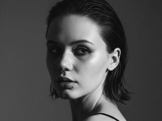 camgirl masturbating JudithSterett