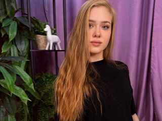 hot sex webcam JuliMiu