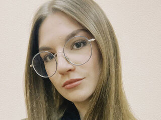 girl showing pussy KaraTribley