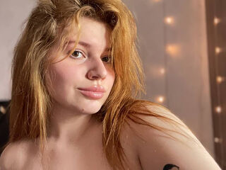 nude webcam girl KasandraSunrises