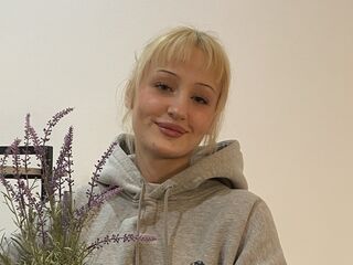 hot chatroom KyungMikes