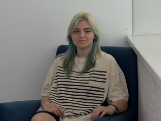 webcam girl LauriMagnie