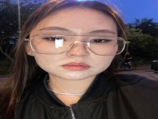 sexy camgirl live LauriMoradel