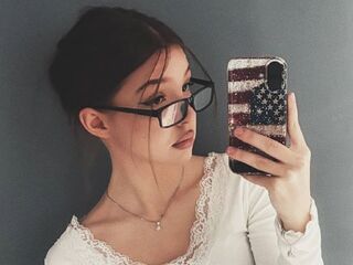 fingering cam girl LavoneKnable