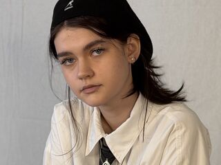 jasmin camgirl LeannMolineaux