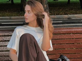camgirl webcam picture LeslieDorian
