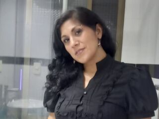 online chat LiaClarson