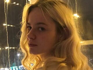 camgirl playing with sextoy LiaSo