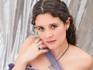 webcam girl chatroom LiiaCrowns