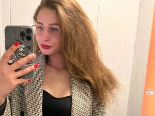 hot cam girl masturbating with sextoy LillieMann