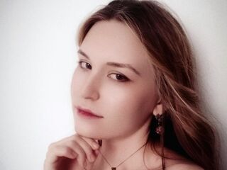 free live chatroom LoryDieckman