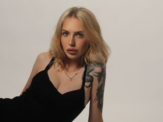 fingering girl webcam  LowerFrancis