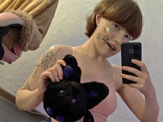 hot chatroom LunaWillson