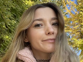 webcamgirl chat LunariaVelvet