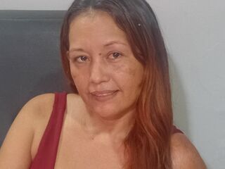 naked cam girl masturbating with sextoy Luzmari