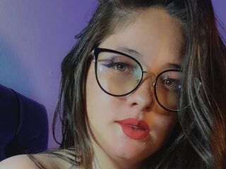 free livecam LyzAdams