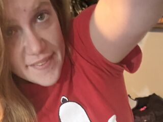 sexy webcamgirl pic MadiBrown