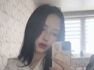 fingering camslut MarieJosePhilip