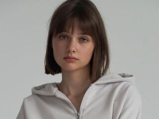 fingering cam girl MarylouHaws