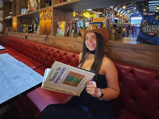 live teaser webcam MelanyCol