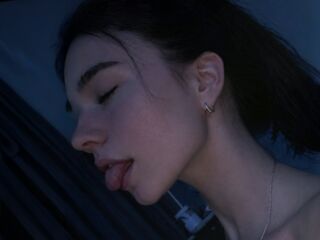 naked webcam girl masturbating MelbaStraub