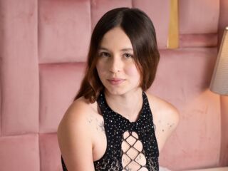 nude webcamgirl pic MellanieCollins