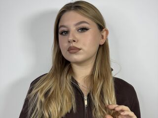 striptease cam MercedesVaught