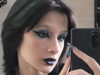 hot cam girl spreading pussy MeriHollway