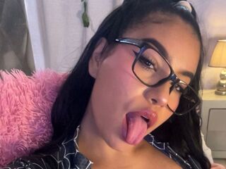chat live webcam MihaCameron