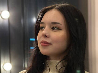 hot girl live cam MikiPellon