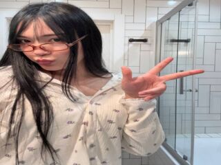 sex webcam chat room MilaEva