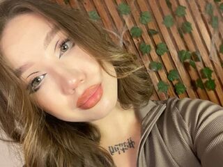 camgirl live MinnieWest