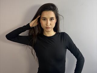 chat room MirelNaomi
