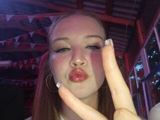 webcam bitch chatroom NelleCauthorne