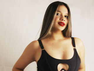 cam girl showing tits OnaRosse