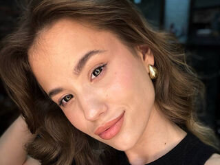 fingering girl cam PearlyLominack