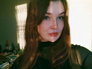 sexy webcam girl QueenieBarris