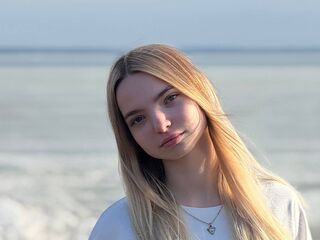 nude webcamgirl picture RaguelMetenosky