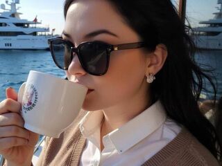 camslut fingering pussy RosieMoons