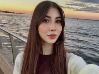 hot cam girl masturbating with dildo SadeLazcano