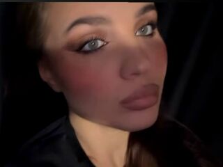 spy web cam SeemaRedhouse