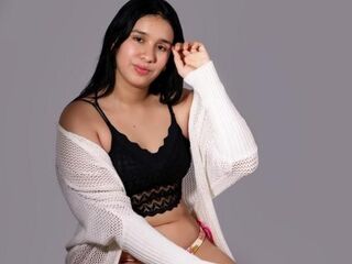 free live chatroom SharonWilow