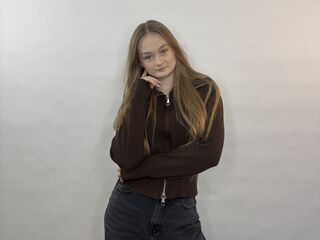 webcam live show SigneKeatley