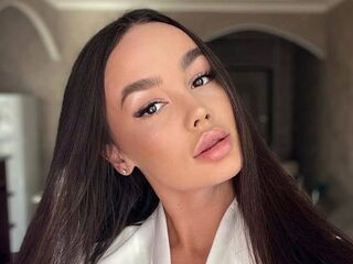 naked camgirl gallery SimaAzeem