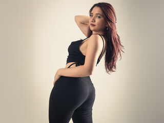 naked webcamgirl video SkyBlake