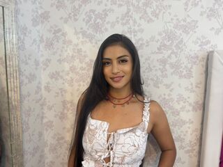 cam girl fingering pussy SteicyMaze