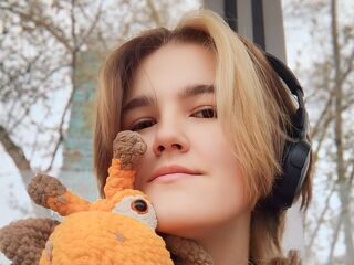 live-chat TanyaFornier