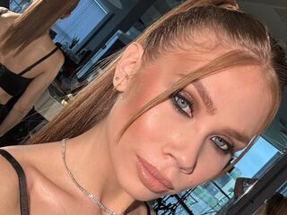 hot webcam slut TawnyaCarwell