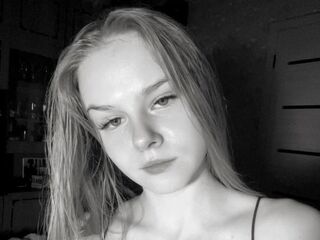 cam girl showing tits TempieChoudhary