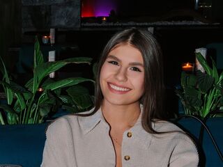 hot webcam TiaBeumer